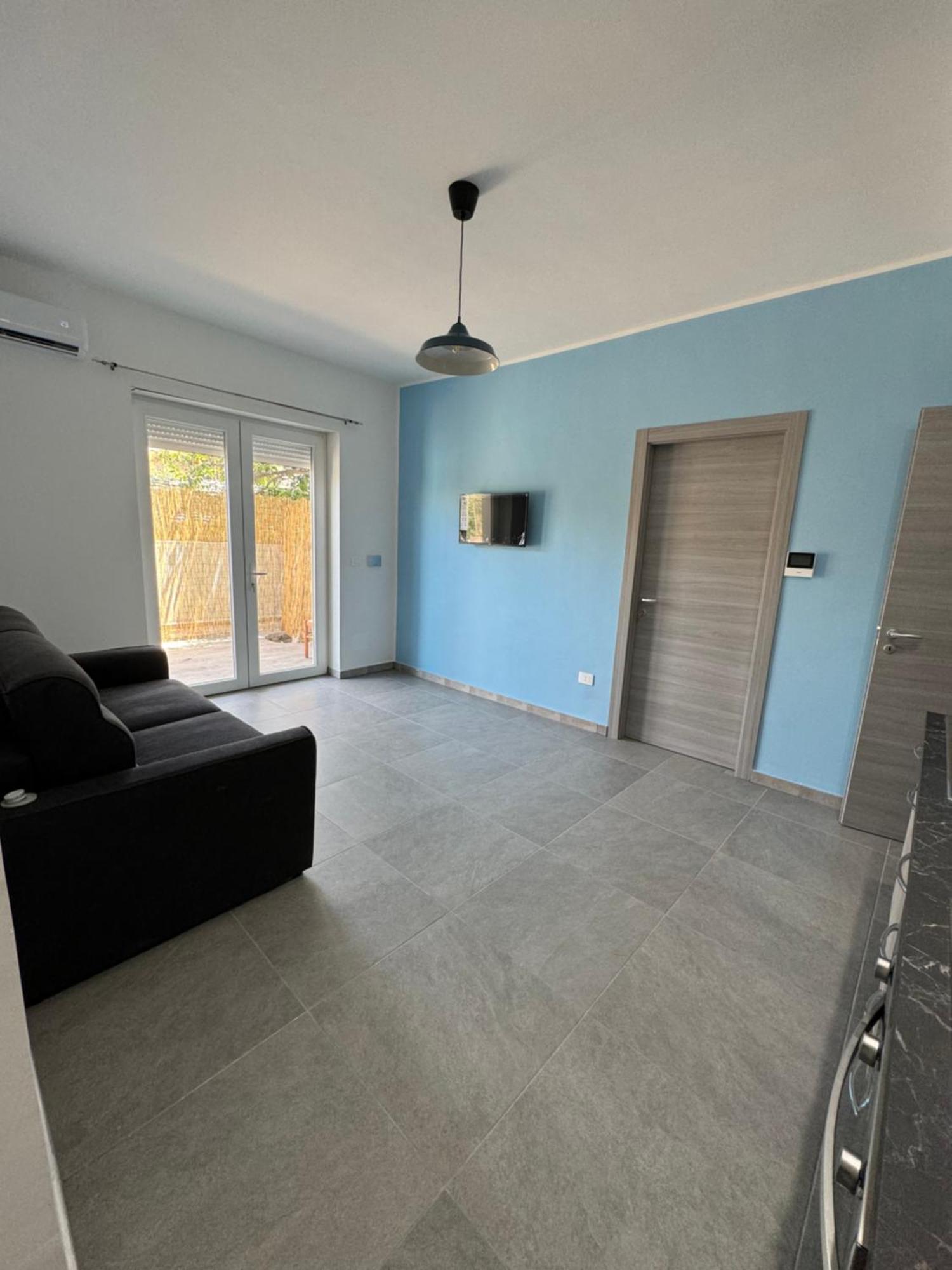 Nathouse Daire Villafranca Tirrena Dış mekan fotoğraf